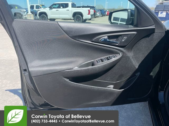 Used 2025 Chevrolet Malibu LT FWD image 18
