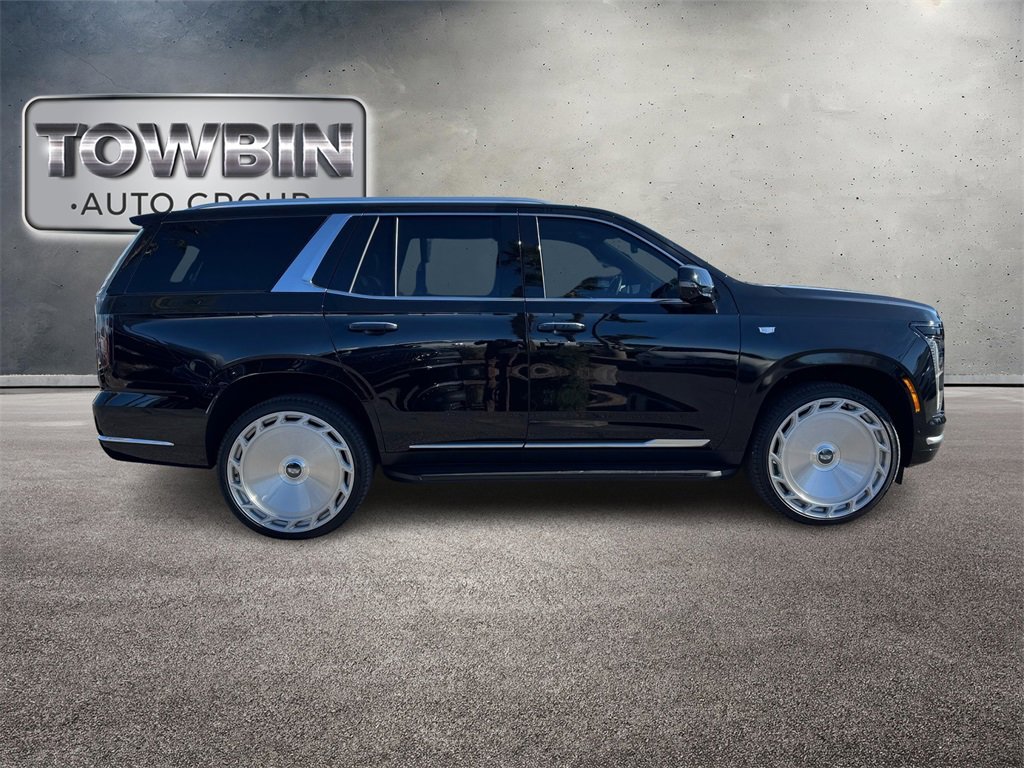 Used 2025 Cadillac Escalade Premium Luxury image 3
