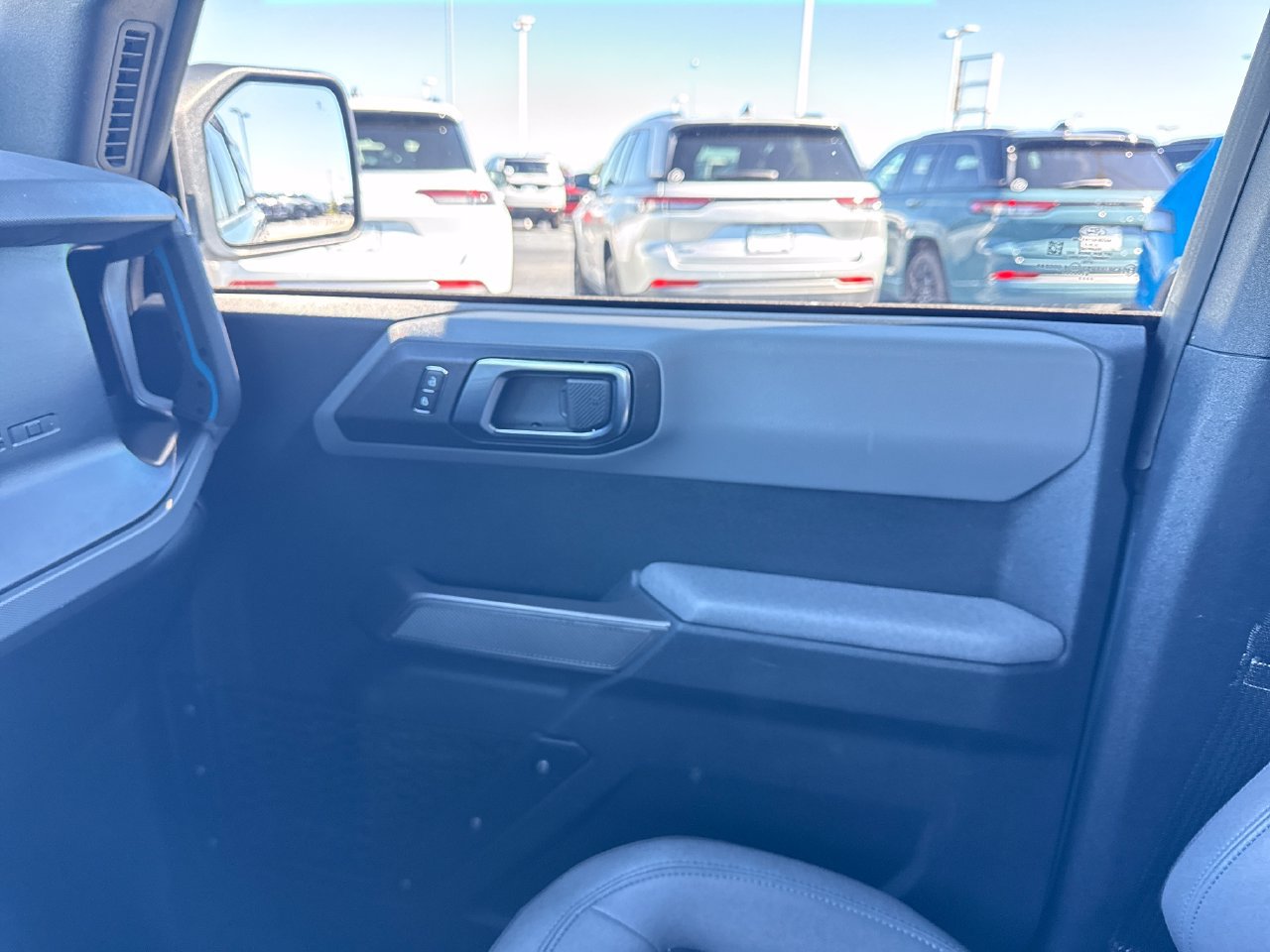 Used 2021 Ford Bronco Black Diamond AWD/4WD image 25