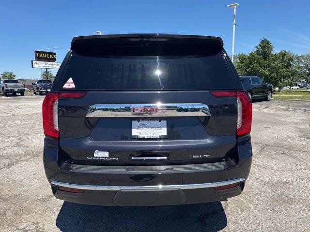 Used 2023 GMC Yukon XL SLT w/ SLT Premium Package AWD/4WD image 16