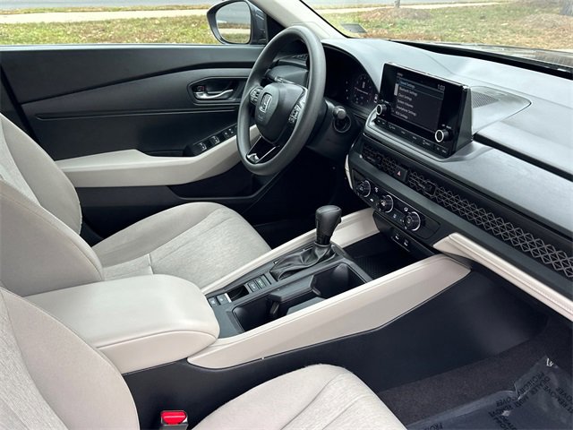Used 2025 Honda Accord LX image 9