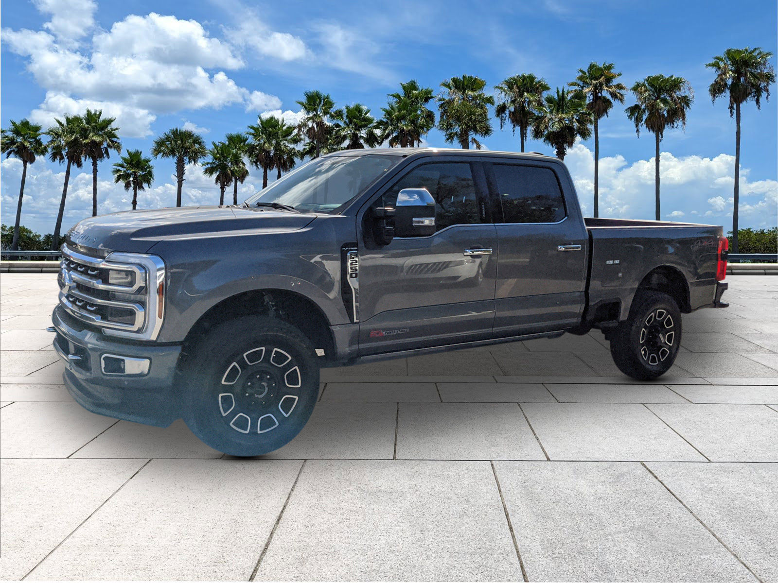 Used 2024 Ford F250 Platinum image 4