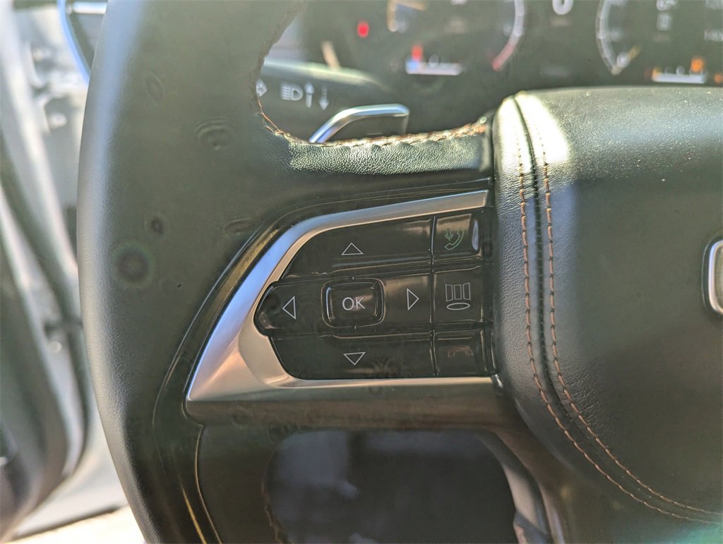 Used 2025 Jeep Grand Cherokee Summit w/ Obsidian Package image 22