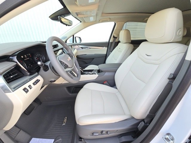 New 2025 Cadillac XT5 Premium Luxury w/ Technology Package image 10