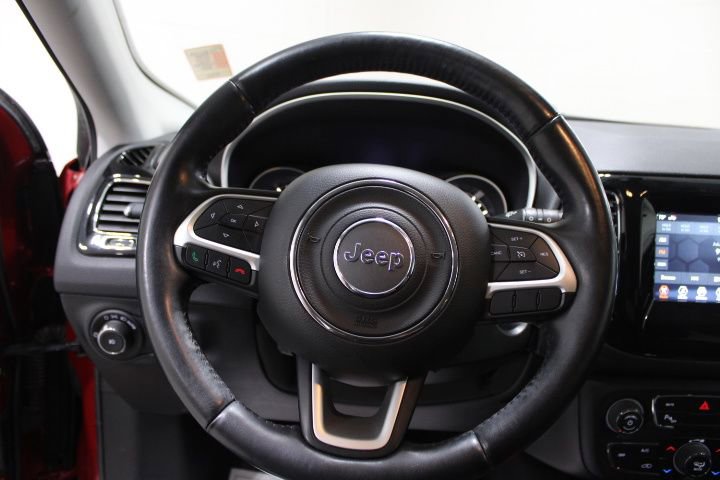 Used 2019 Jeep Compass Altitude image 39