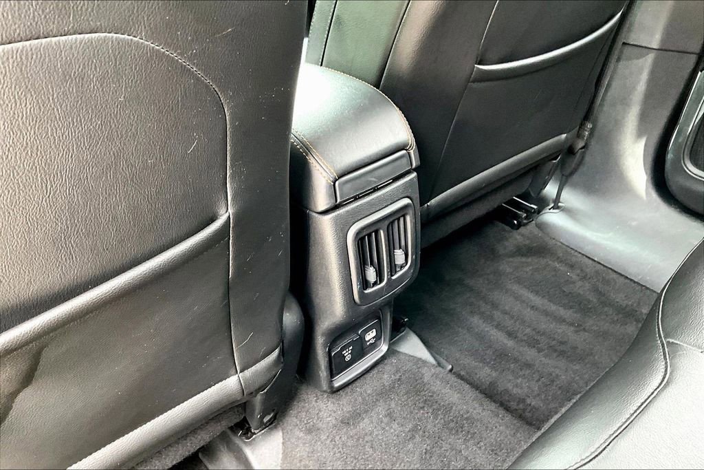 Used 2018 Jeep Compass Limited w/ Navigation Group AWD/4WD image 12