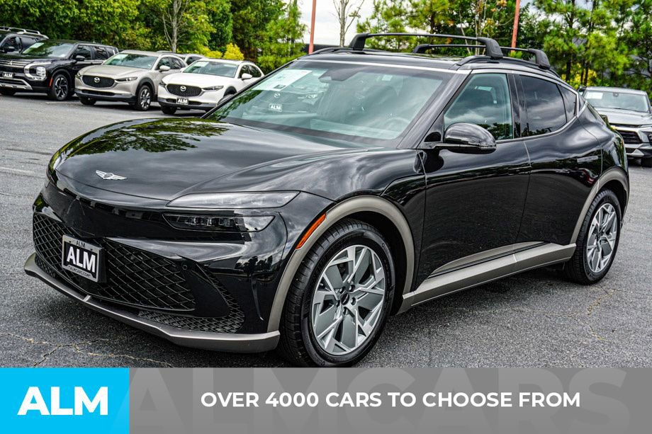 Used 2025 Genesis GV60 RWD image 3