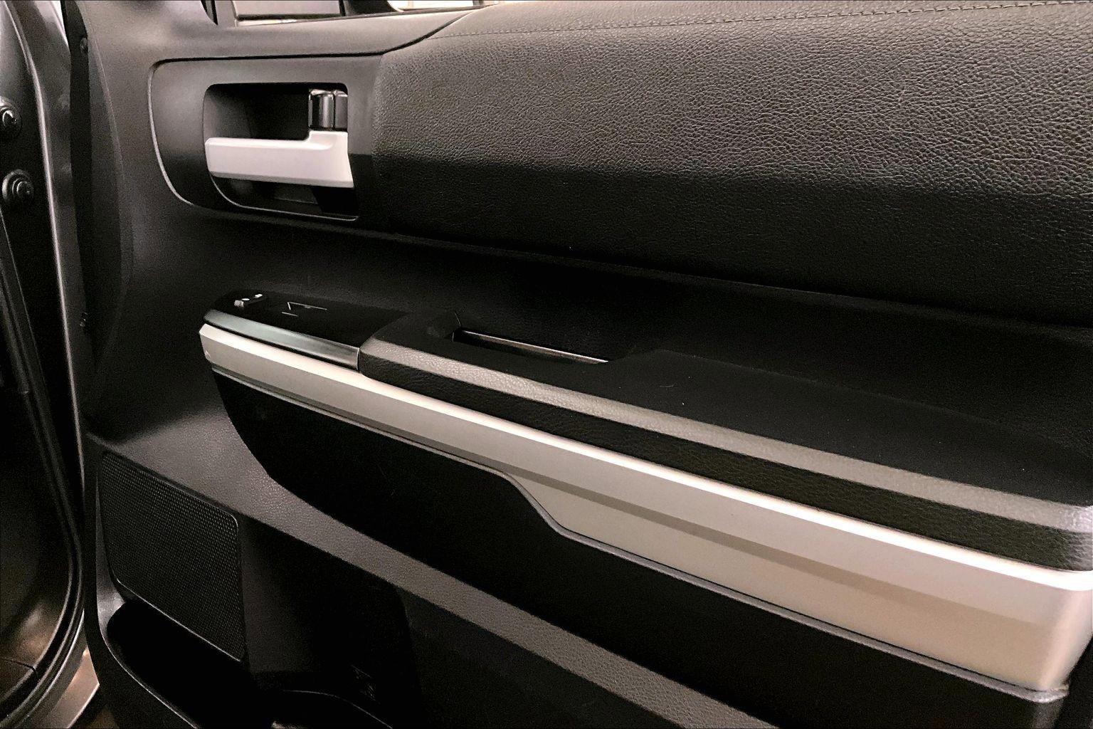 Used 2016 Toyota Tundra SR5 image 23