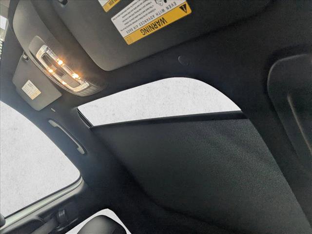 Certified 2025 Mercedes-Benz GLB 250 image 16