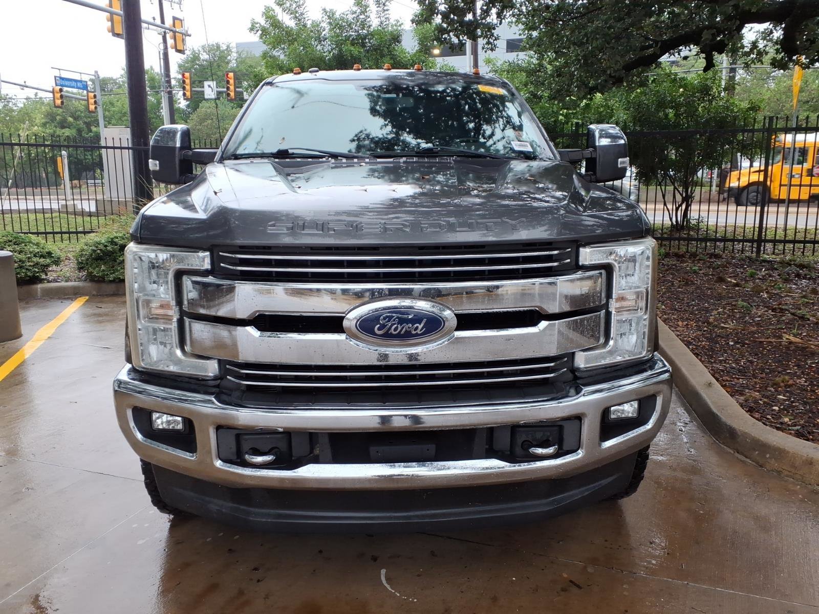 Used 2017 Ford F250 Lariat w/ Chrome Package AWD/4WD image 4