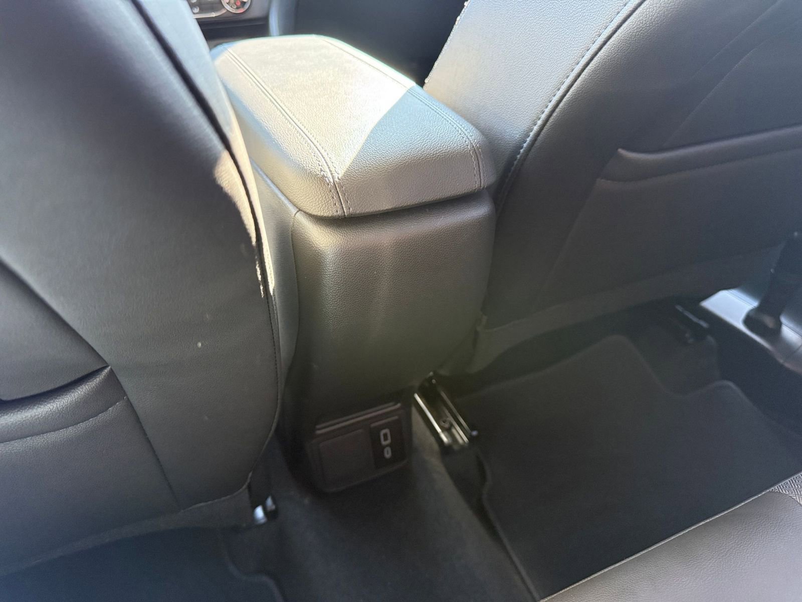 Used 2025 Buick Encore GX Preferred image 24