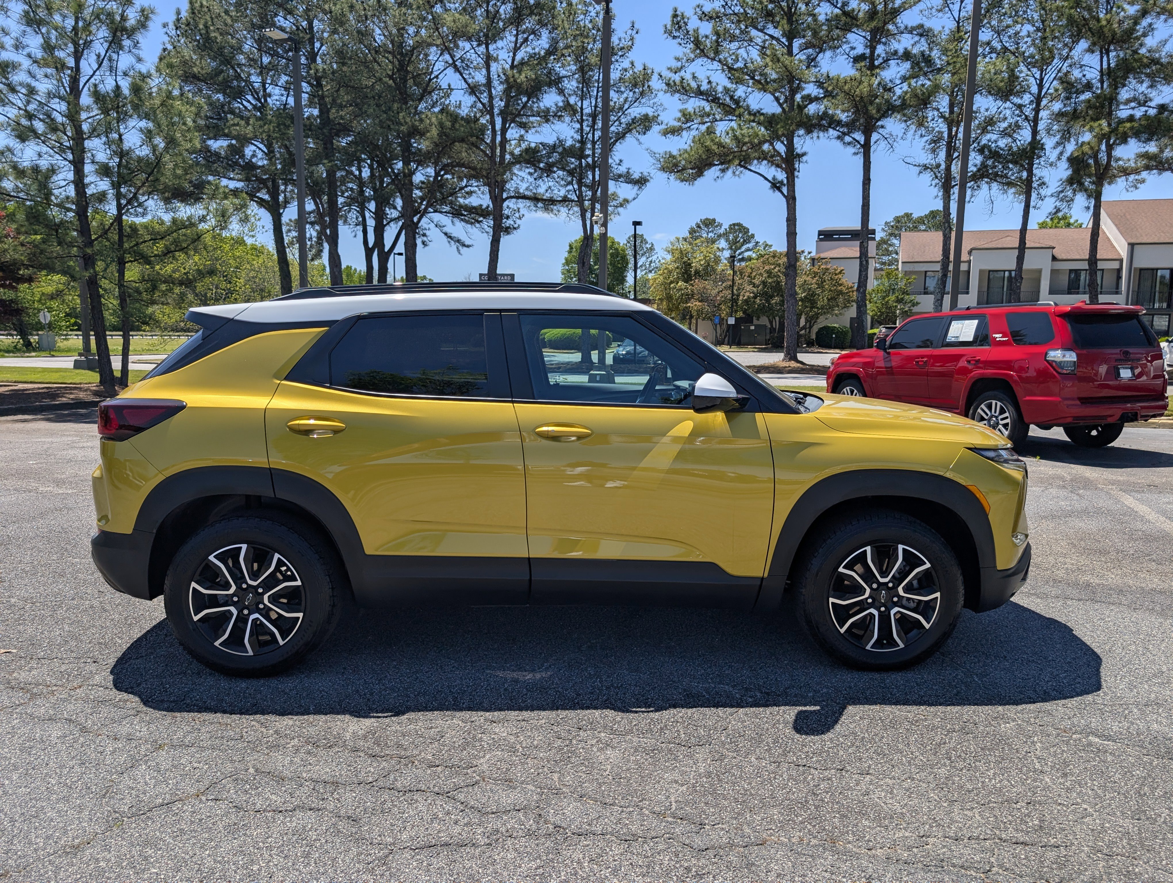 Used 2024 Chevrolet TrailBlazer ACTIV w/ Convenience Package image 5
