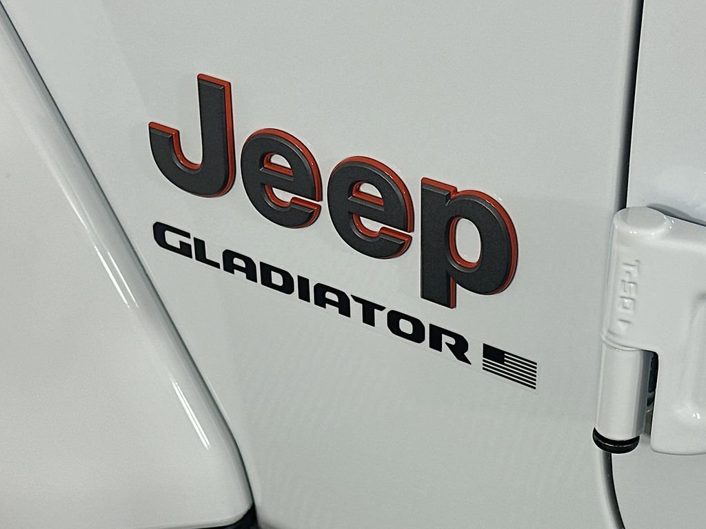 New 2025 Jeep Gladiator Mojave image 19