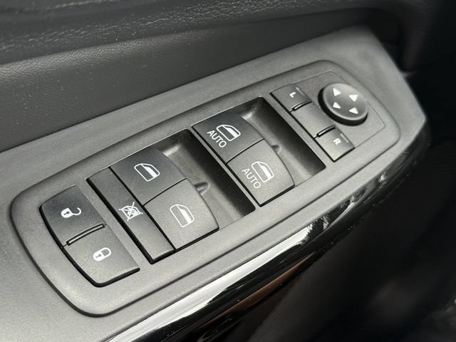 Certified 2023 Jeep Cherokee Altitude Lux AWD/4WD image 24