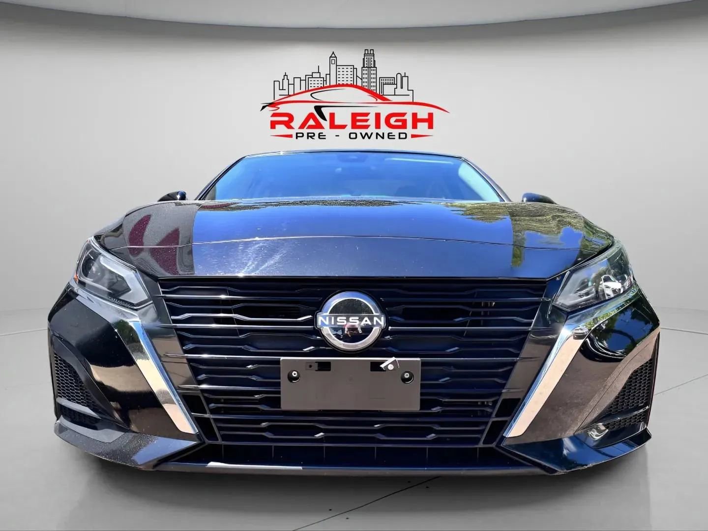 Used 2023 Nissan Altima 2.5 SV image 6