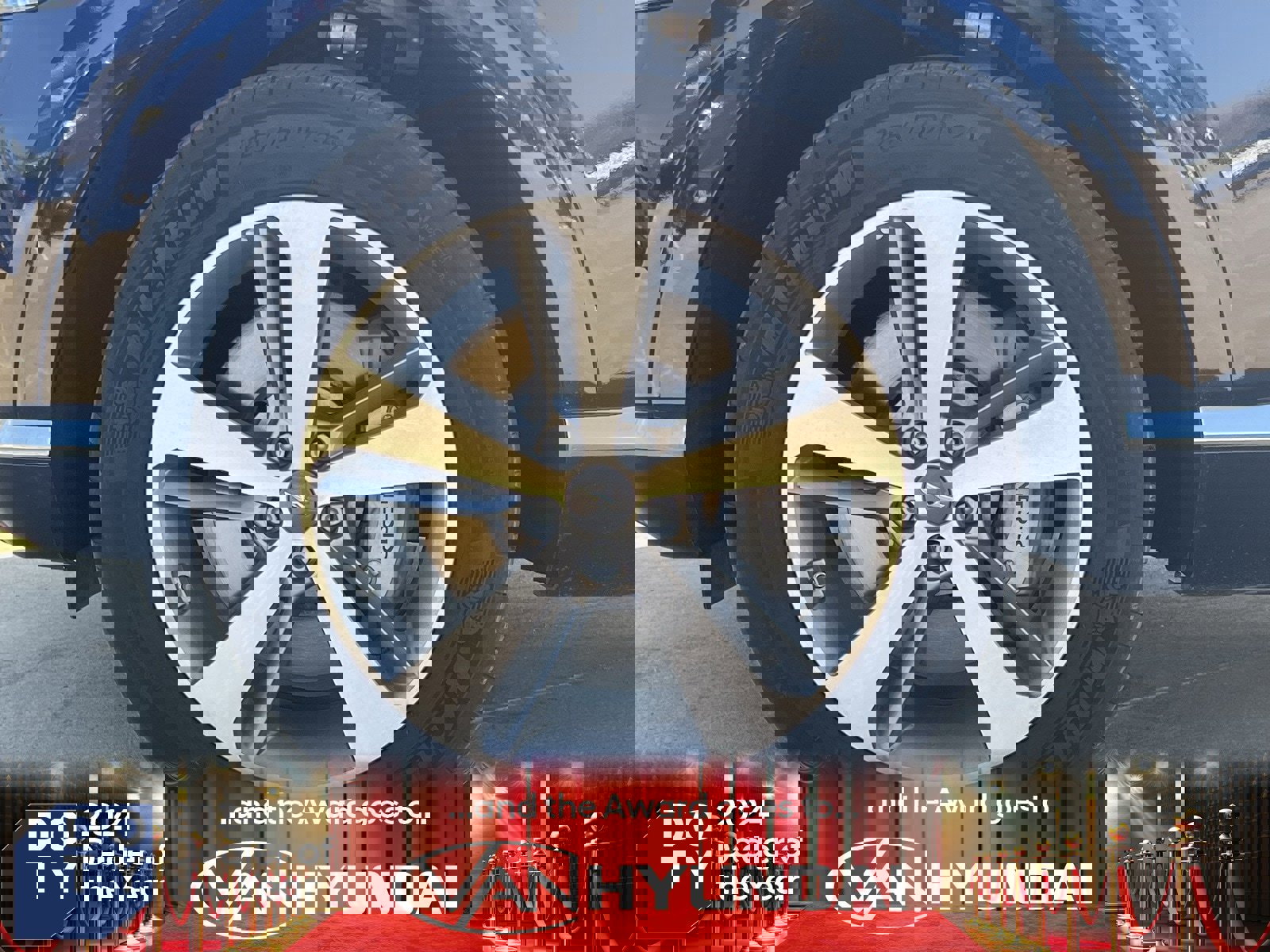 Used 2024 Genesis GV80 3.5T image 8