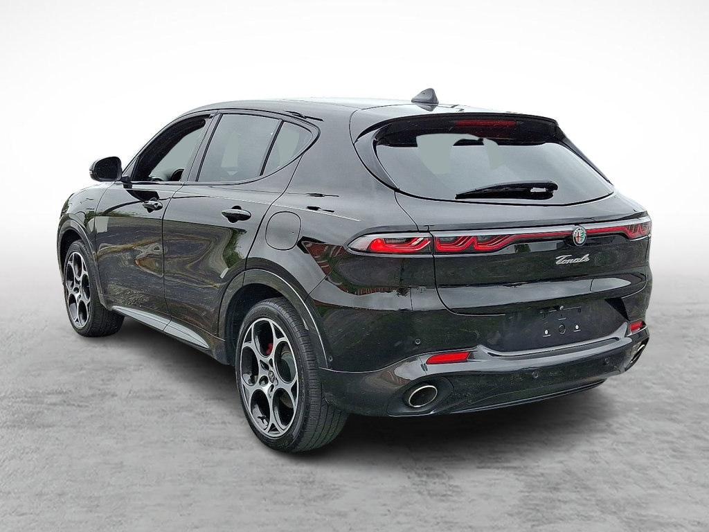 Used 2024 Alfa Romeo Tonale Veloce image 3