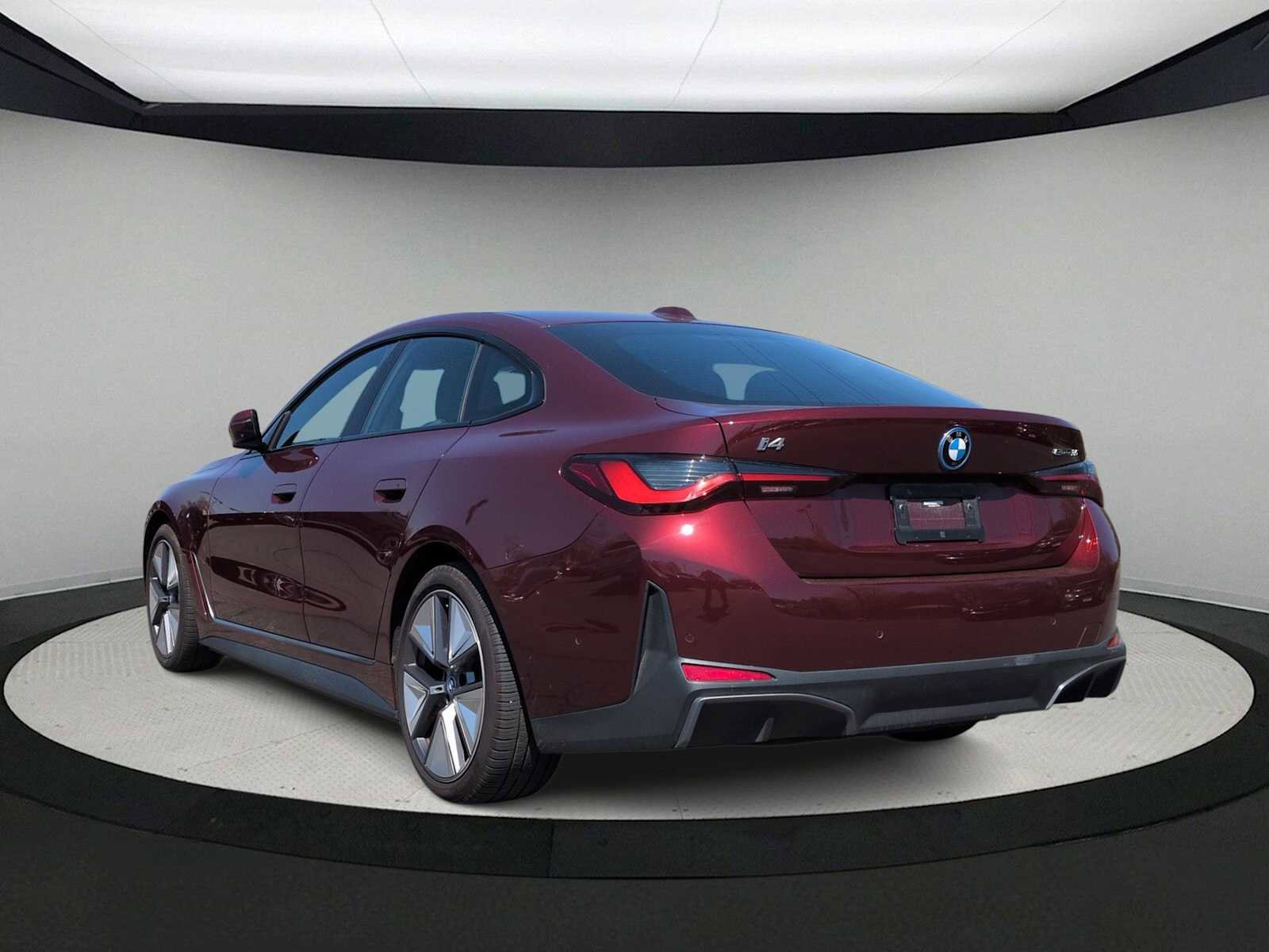 Certified 2023 BMW i4 eDrive35 w/ Premium Package image 6
