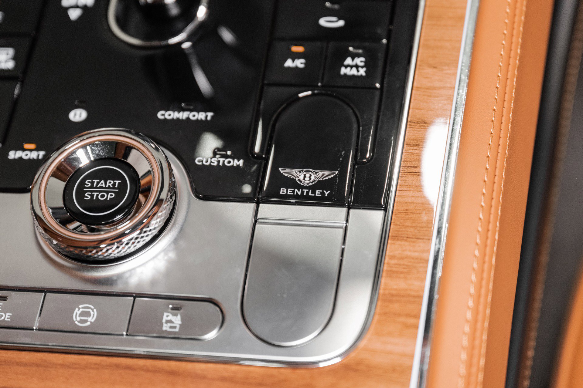 New 2026 Bentley Continental GT Azure image 42