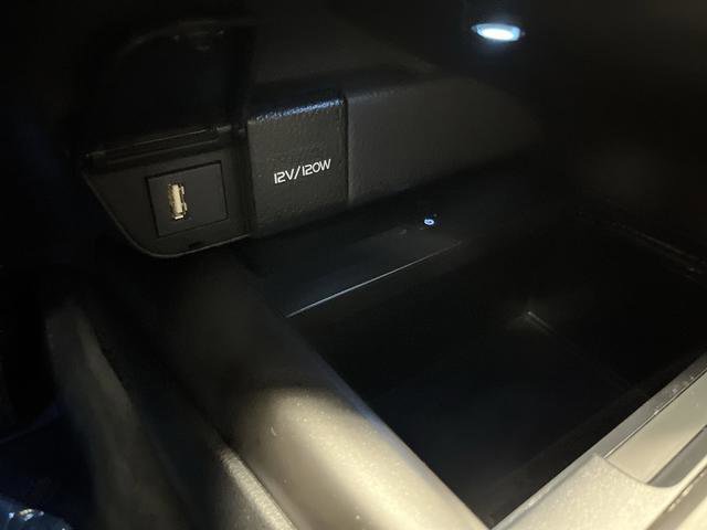 Used 2023 Toyota Camry XLE w/ Navigation Package image 23