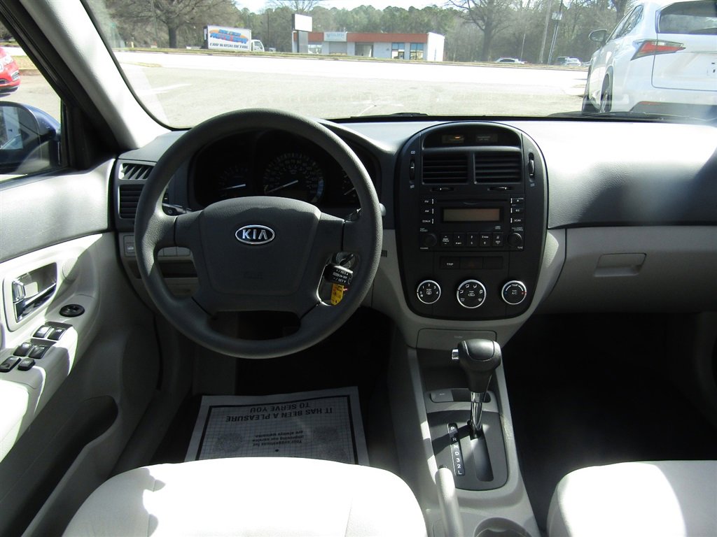 Used 2009 Kia Spectra EX image 20
