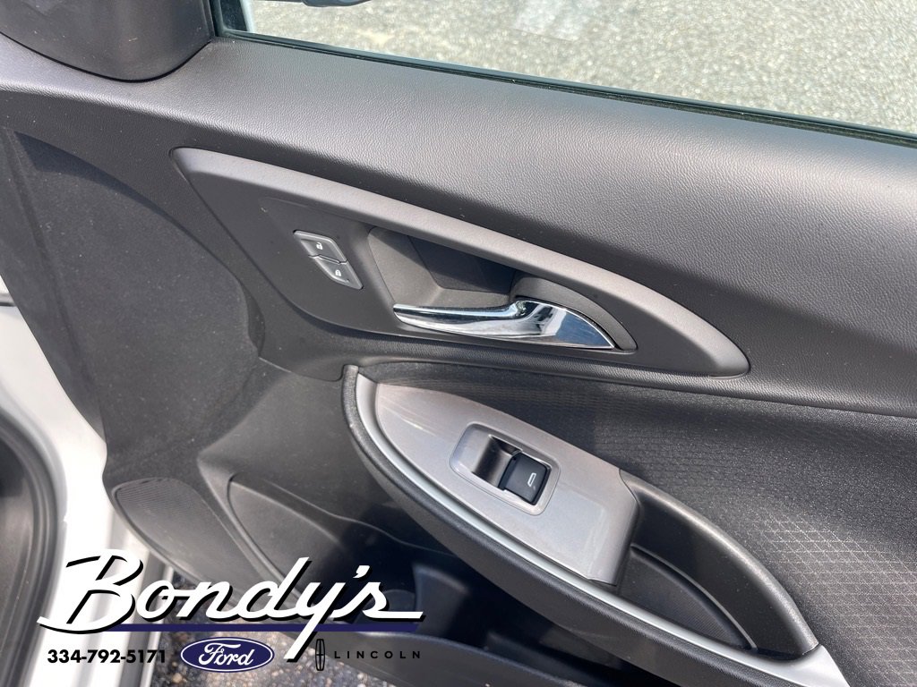 Used 2023 Chevrolet Malibu LS w/ Driver Confidence Package image 24