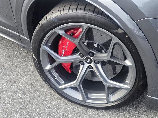 New 2025 Audi RS Q8 performance image 32