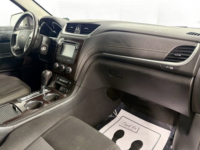 Used 2017 Chevrolet Traverse LT w/ Style and Technology Package AWD/4WD image 31
