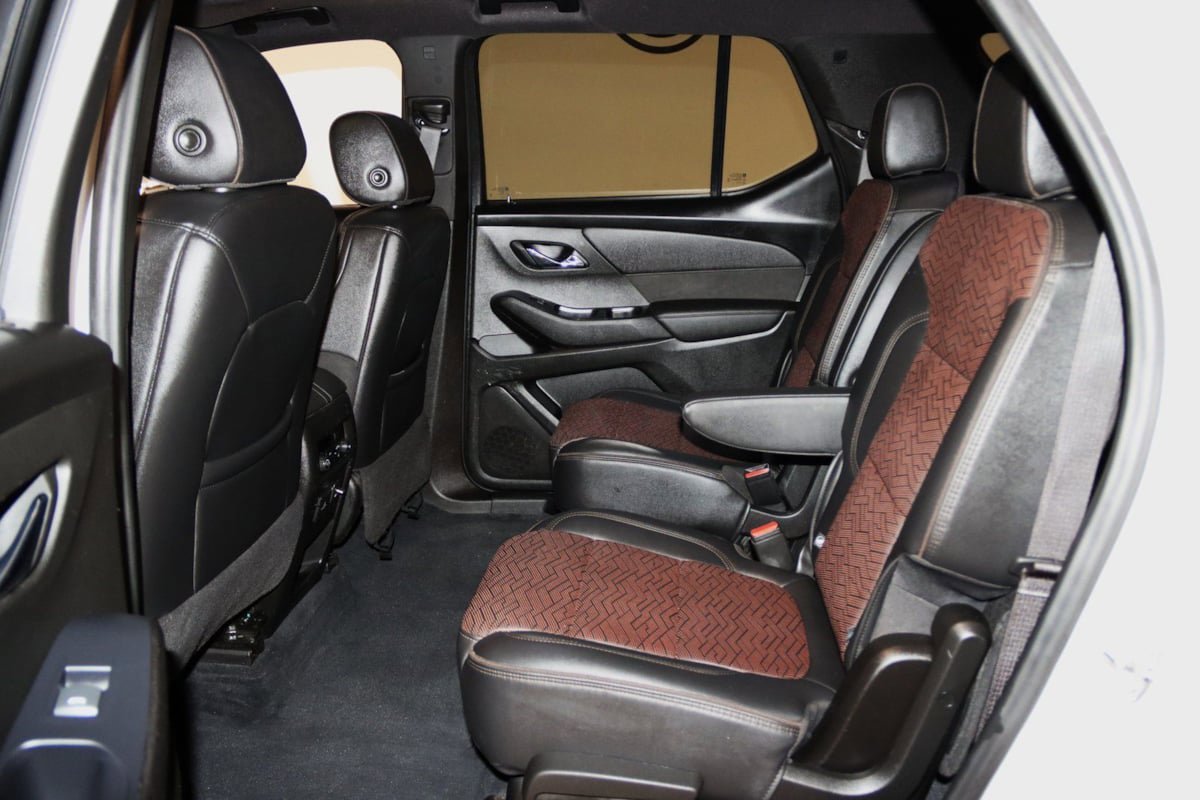 Used 2022 Chevrolet Traverse High Country w/ LPO, Floor Liner Package AWD/4WD image 45