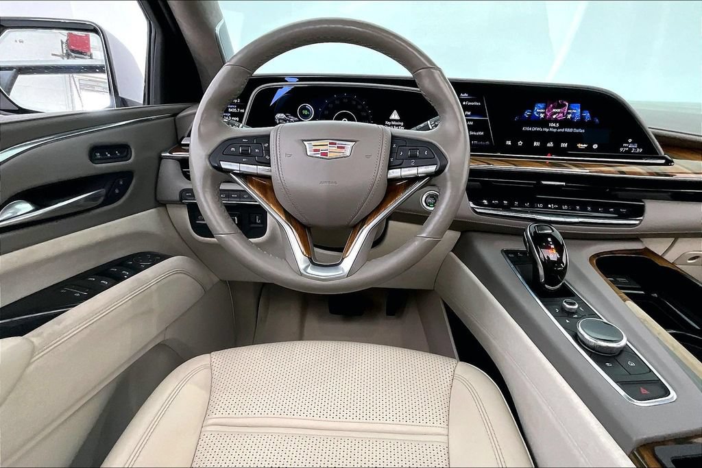 Used 2021 Cadillac Escalade ESV Sport Platinum AWD/4WD image 6