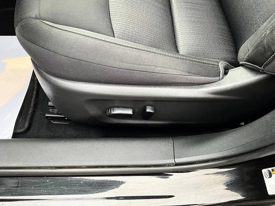 Used 2019 Nissan Altima 2.5 S FWD image 16