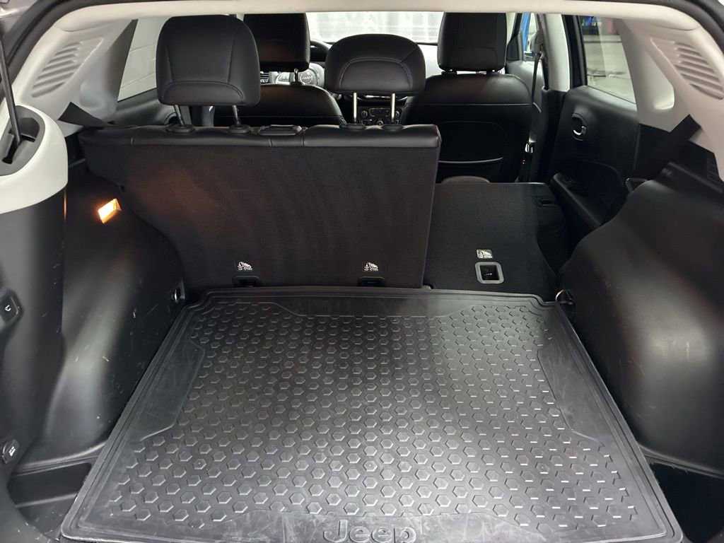 Used 2019 Jeep Compass Limited w/ Premium Lighting Group image 15