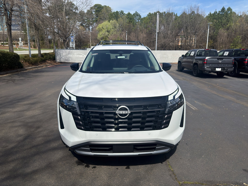 New 2026 Nissan Pathfinder Platinum image 2