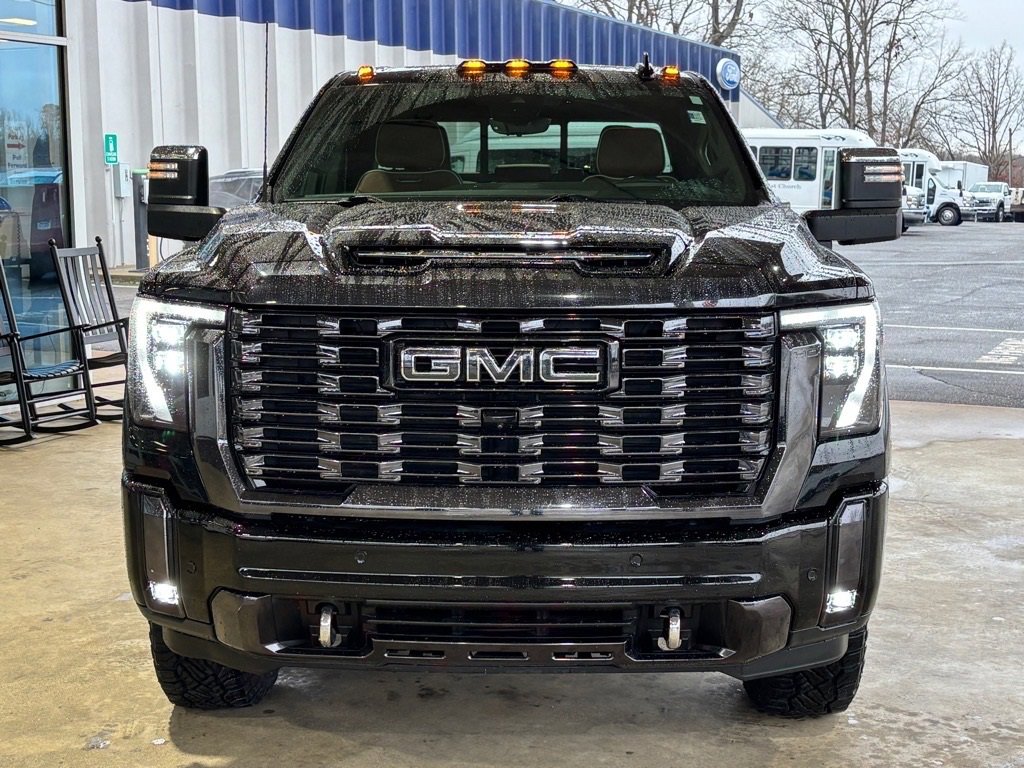 Used 2024 GMC Sierra 3500 Denali Ultimate image 23