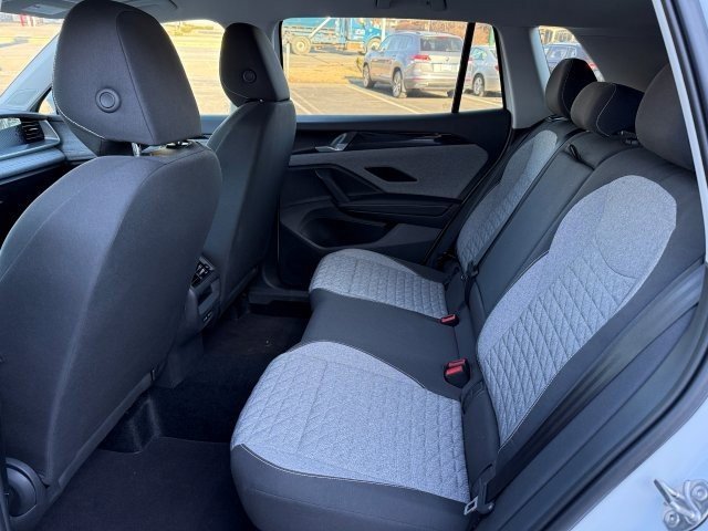 Certified 2025 Volkswagen Tiguan S image 13