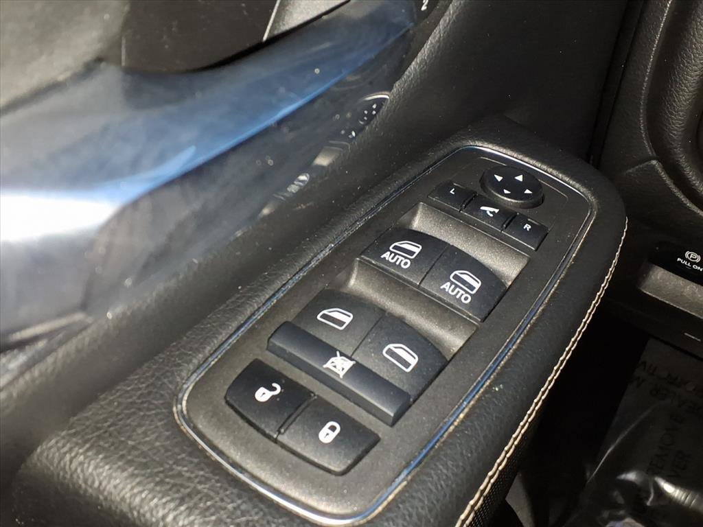 Used 2024 RAM 1500 Laramie image 19