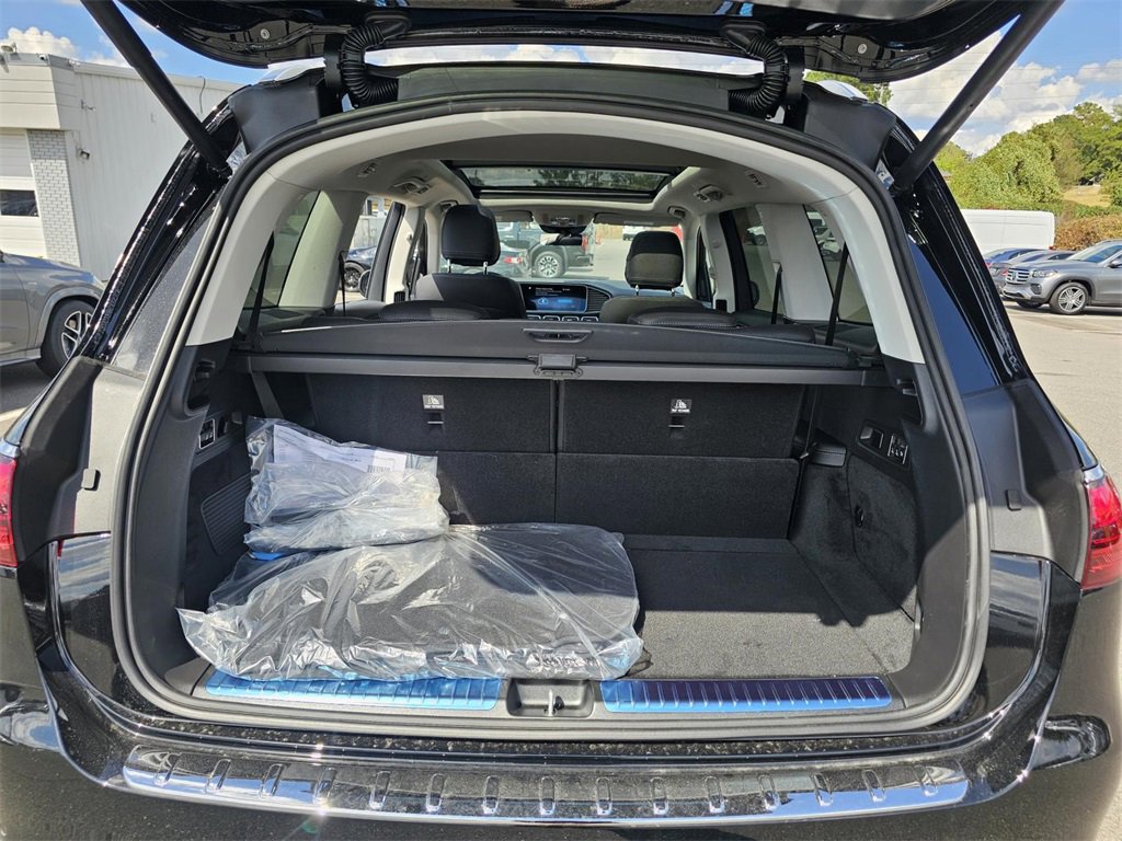 New 2026 Mercedes-Benz GLS 450 4MATIC image 9