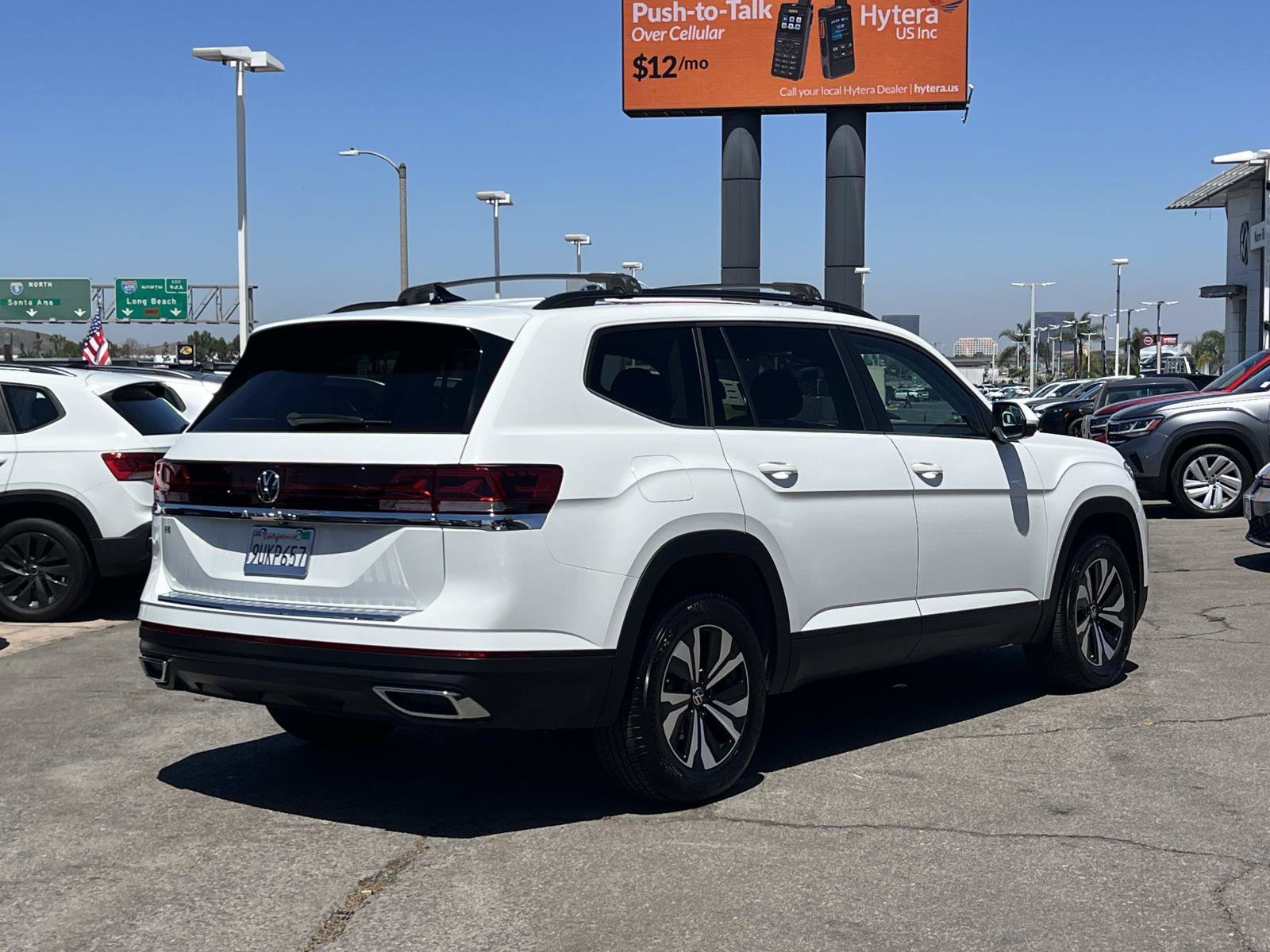 Certified 2025 Volkswagen Atlas SE FWD image 26