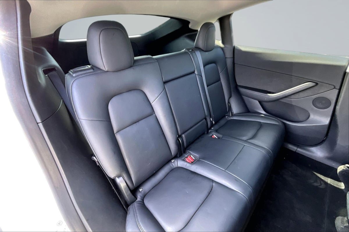 Used 2020 Tesla Model Y Long Range AWD/4WD image 25