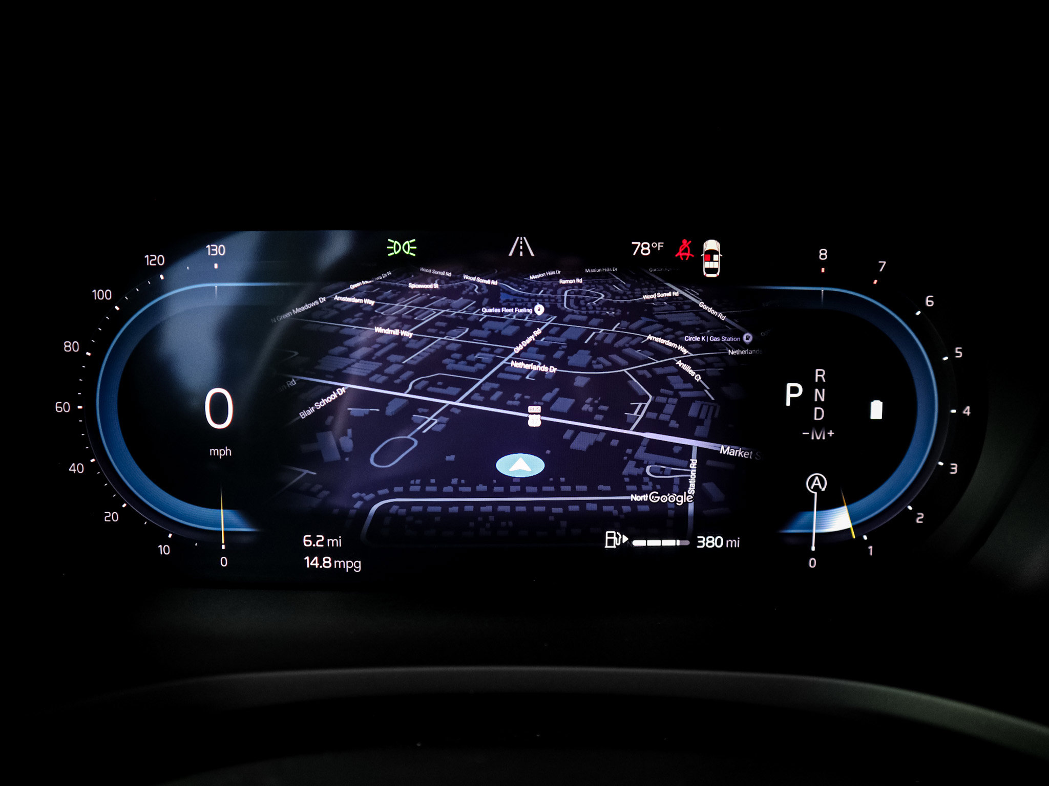 Used 2025 Volvo V60 B5 Cross Country Plus image 21