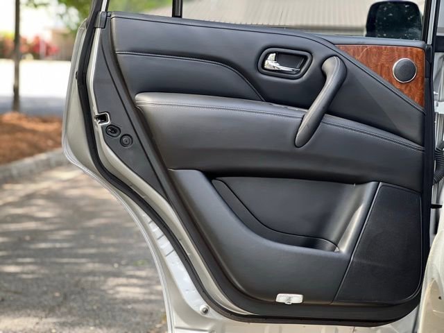 Used 2019 INFINITI QX80 Luxe AWD/4WD image 14