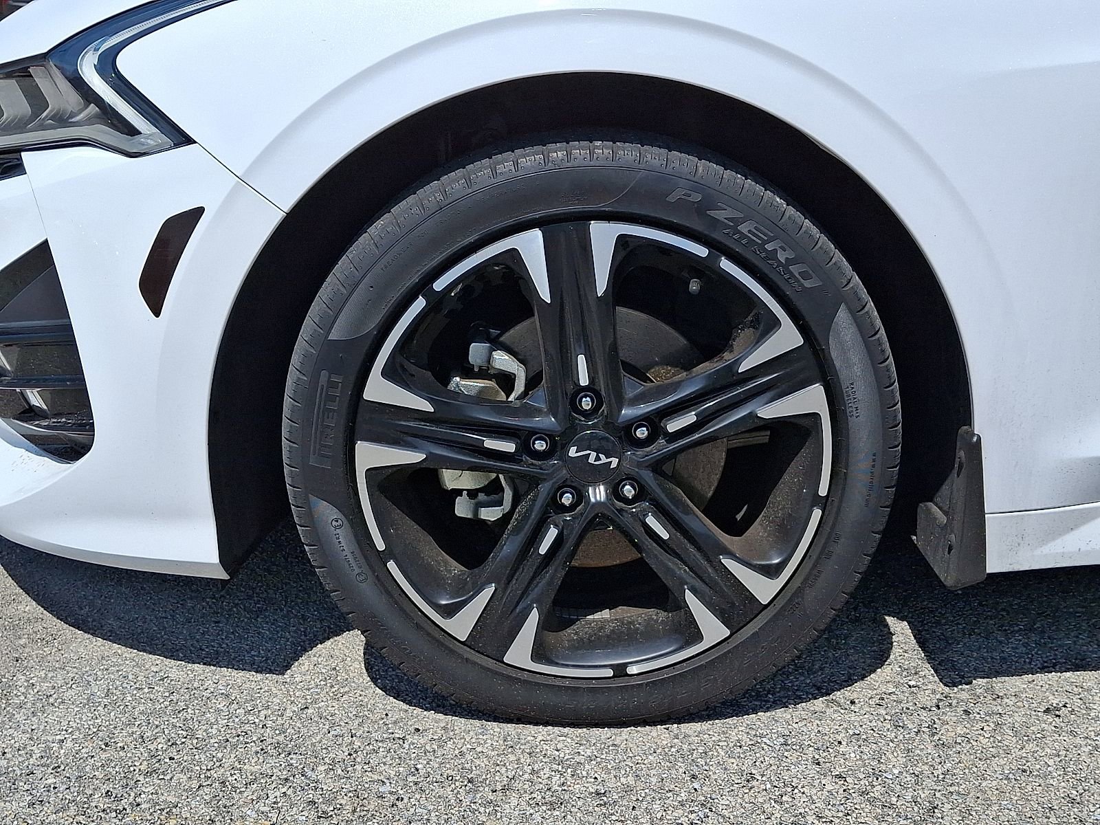 Used 2023 Kia K5 GT-Line image 11