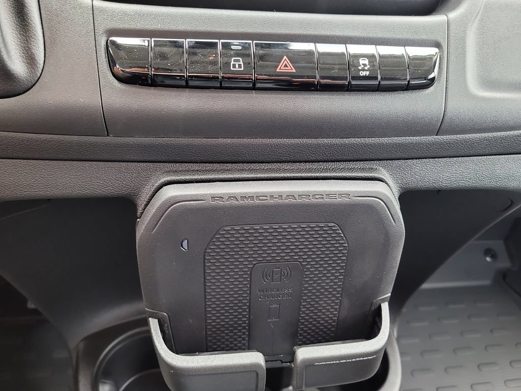 New 2026 RAM ProMaster 2500 w/ Premium Convenience Group FWD image 30