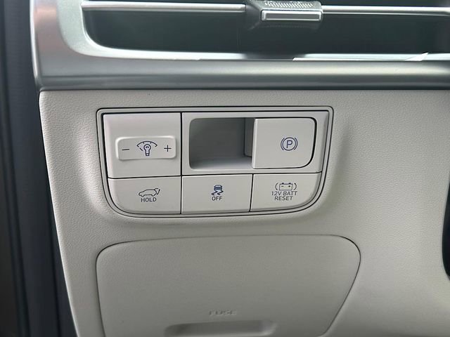 New 2025 Hyundai Tucson SEL image 14