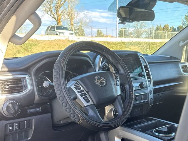 Used 2020 Nissan Titan SV w/ SV Convenience Package image 19
