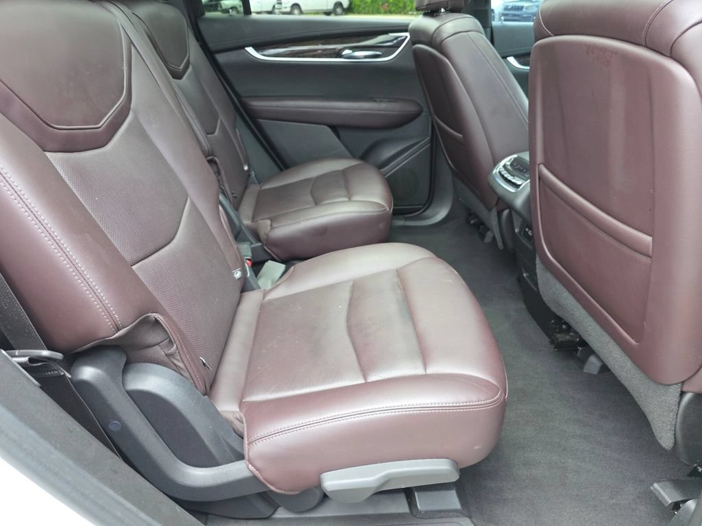 Used 2021 Cadillac XT6 Premium Luxury FWD image 18