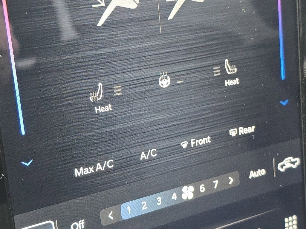 Used 2023 RAM 2500 Big Horn w/ Level 2 Equipment Group image 11