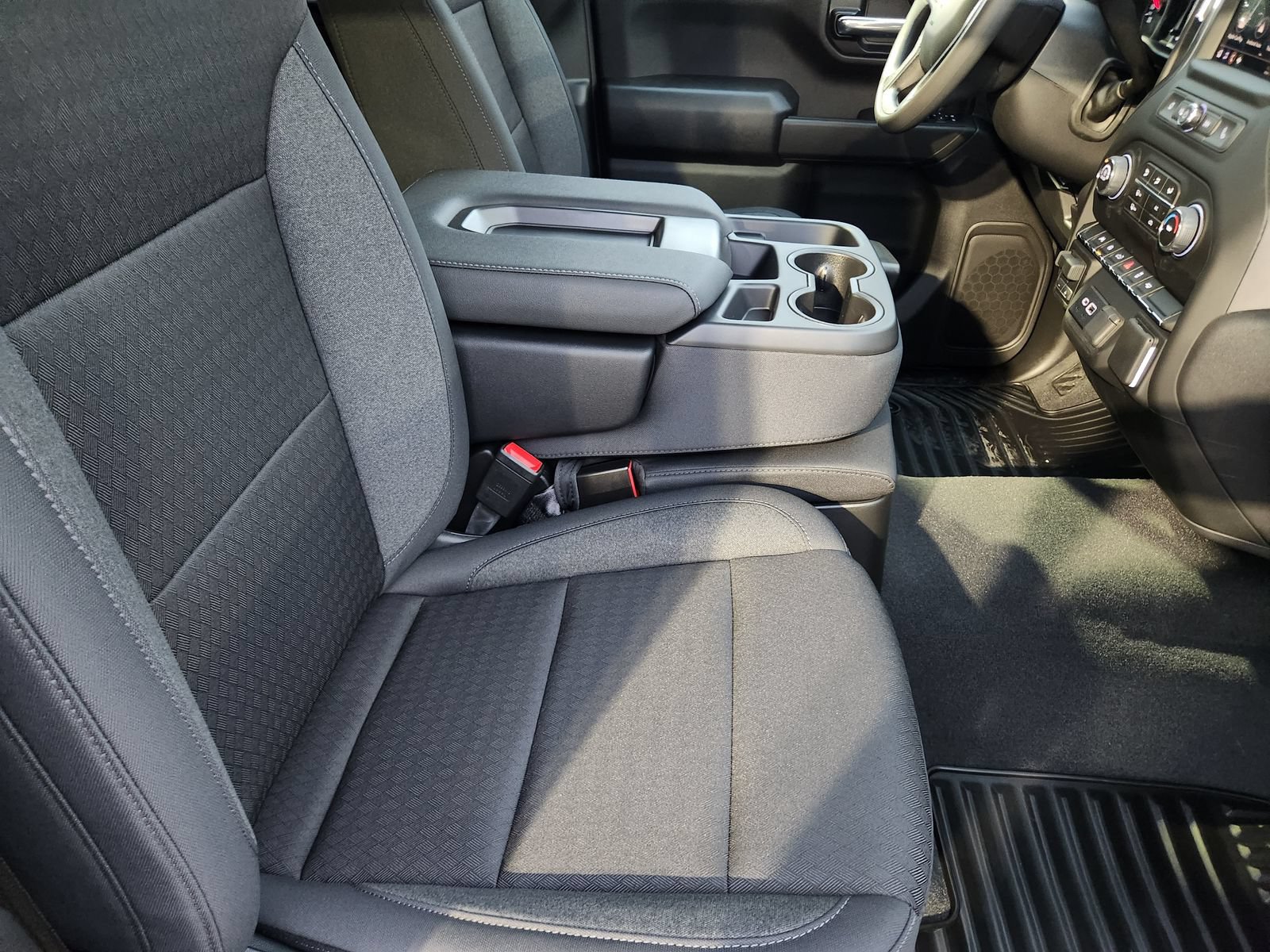 New 2026 Chevrolet Silverado 1500 Custom w/ LPO, Dark Essentials Package RWD image 14