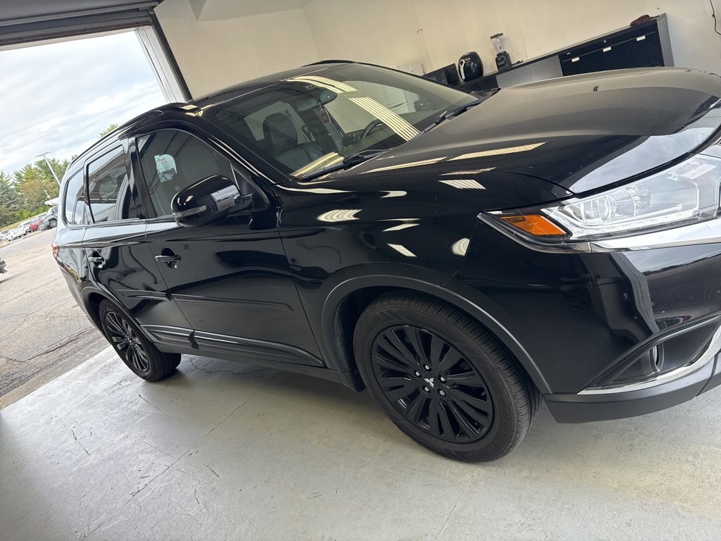 Used 2020 Mitsubishi Outlander LE