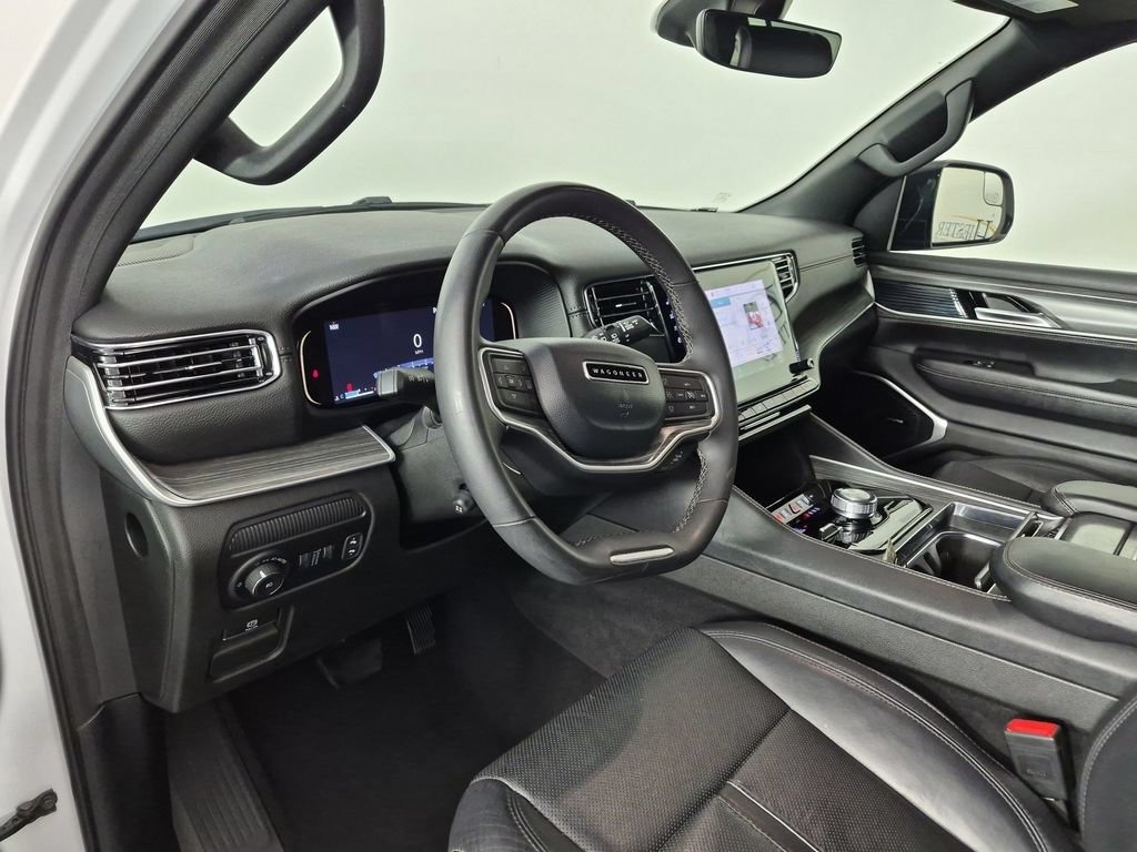 Used 2024 Jeep Wagoneer Series II AWD/4WD image 17